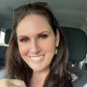 Meet your Posher, Juli